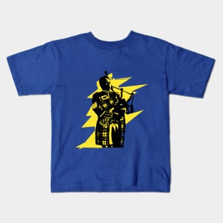 Standing Bagpiper - abstract Kids T-Shirt